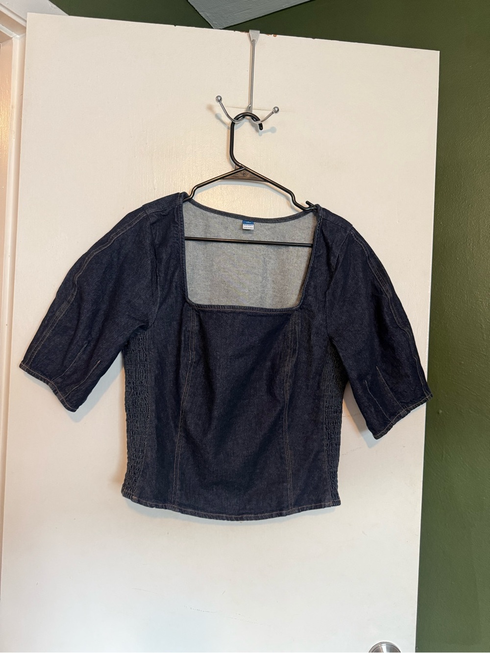 Old navy Dark wash blue square Neck Seamed Denim Top stretchy sides